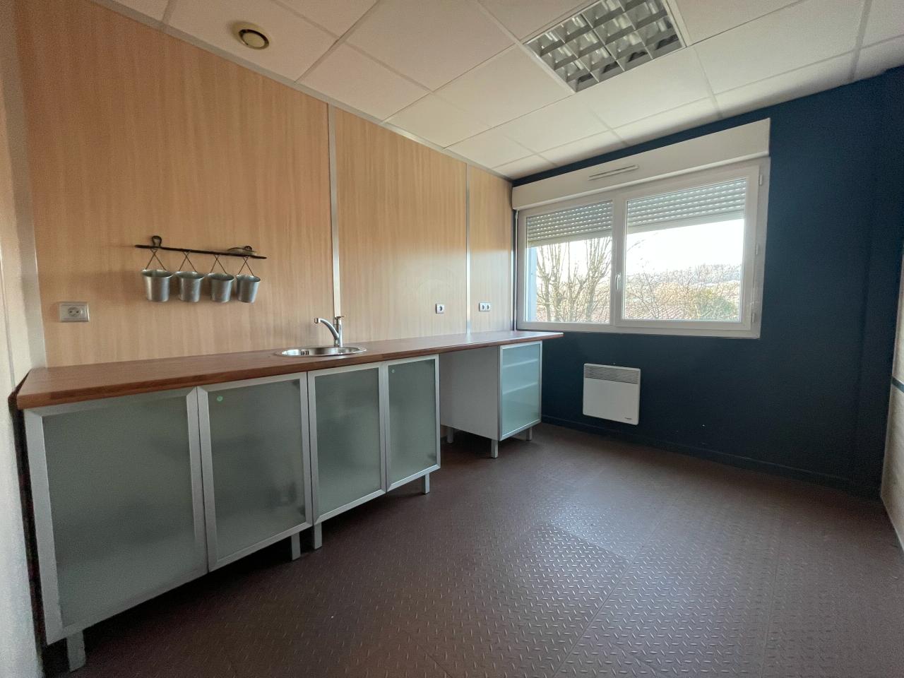 Bureau Meythet 175m² Vente bureau Meythet Haute-Savoie OVBUR2531153 3